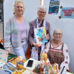 Le stand et les bénévoles de France Russie CEI Nantes